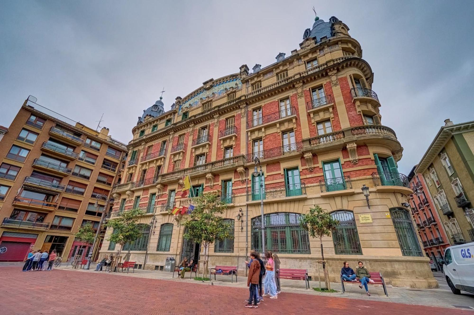Centro Historico Exterior, Calle Nueva Dos Balcones Pamplona Ngoại thất bức ảnh